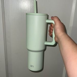 Simple Modern Trek in the shade Retro Mint!